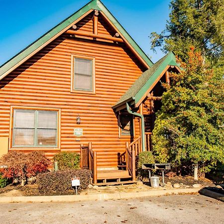 Mountain Creek Lodge Pigeon Forge Exterior photo