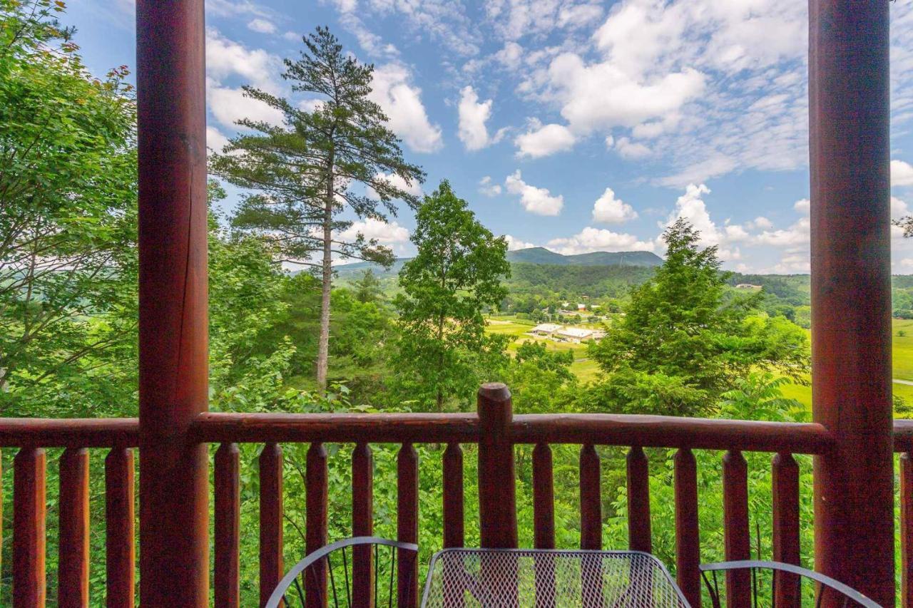 Mountain Creek Lodge Pigeon Forge Exterior photo